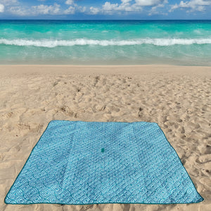 Beach Mat with Umbrella Hole
