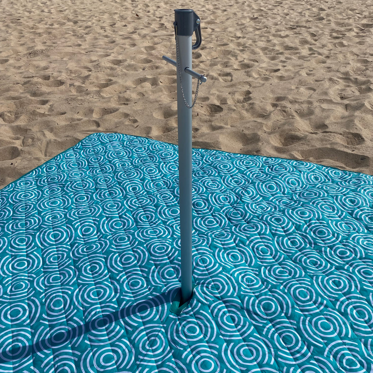 Beach Mat with Umbrella Hole